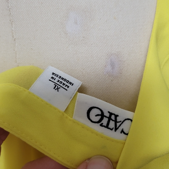 Cato yellow embroidered split neck blouse size xl - Picture 6 of 7
